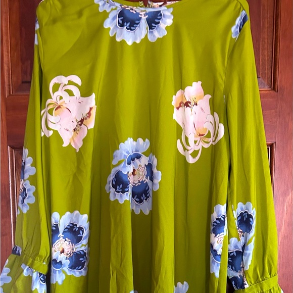 Loft Spring Dress - Picture 1 of 5